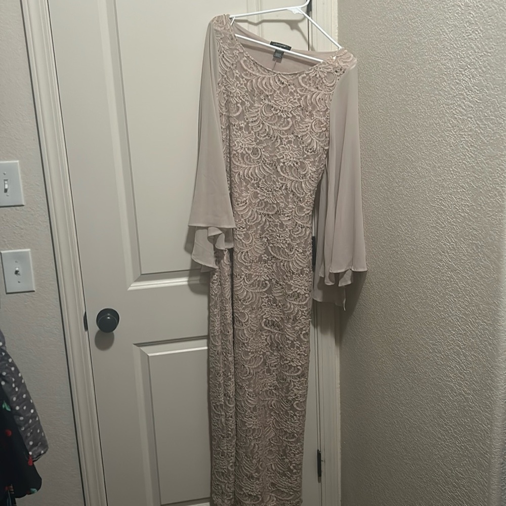 Women’s long dress